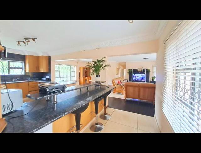 5 BEDROOM PROPERTY TO RENT IN DOONSIDE